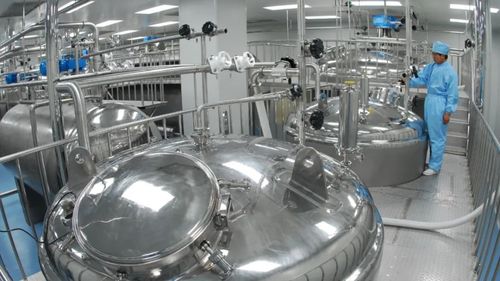 我市大力發揮產業集群優勢 展現醫藥名城風采